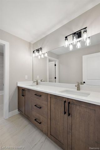 49579 Langford Drive, Macomb, MI 48044