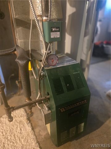 465 Rowley Road, Cheektowaga, NY 14043