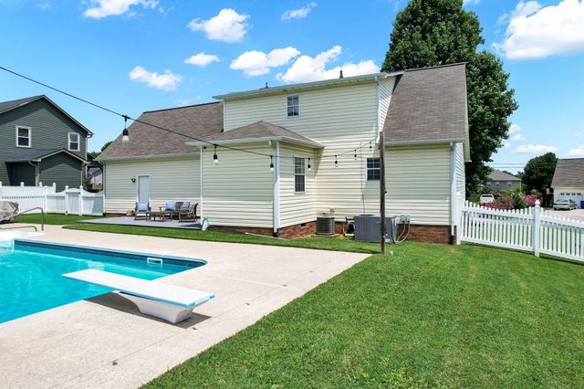1762 Autumn Drive NE, Cleveland, TN 37323