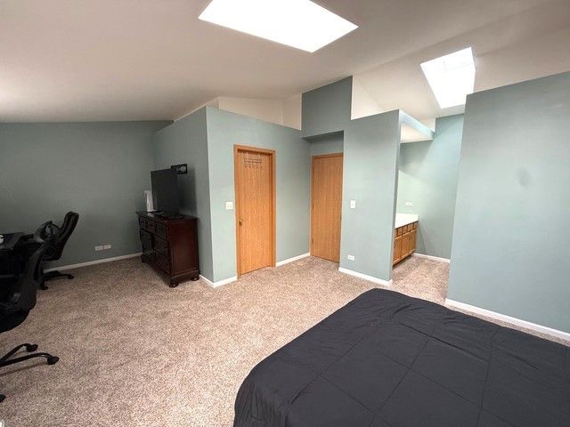 2298 Reflections Drive 2298, Aurora, IL 60502