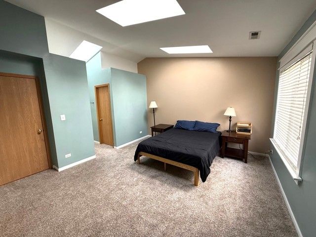 2298 Reflections Drive 2298, Aurora, IL 60502