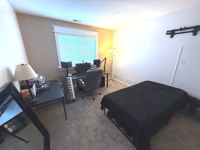 2298 Reflections Drive 2298, Aurora, IL 60502