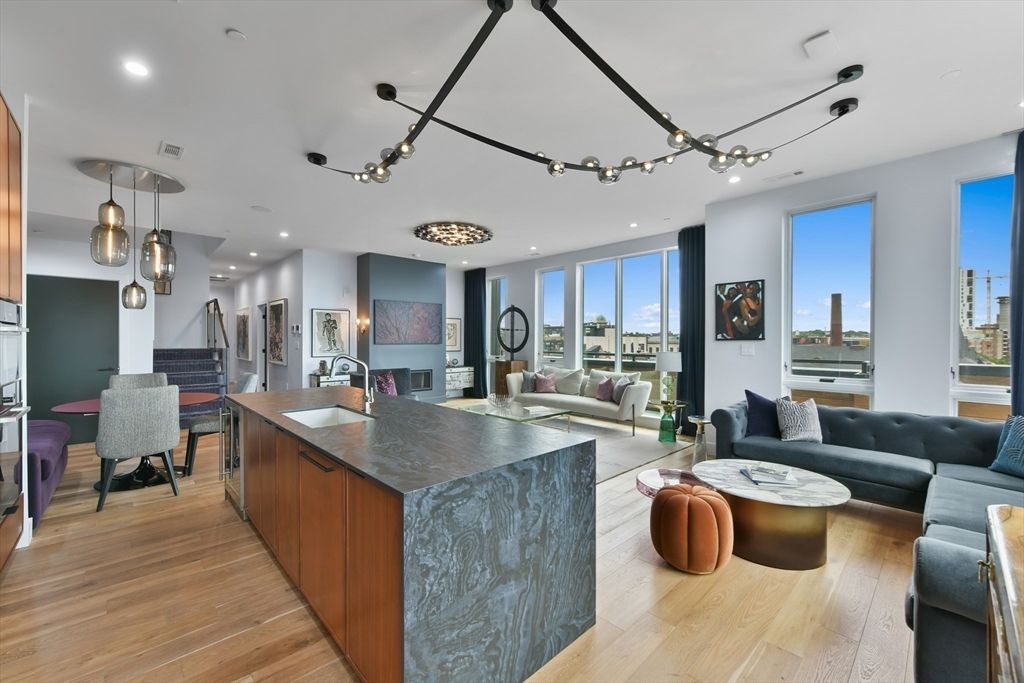 566 Columbus Avenue 605, Boston, MA 02118