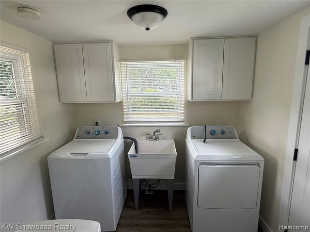 3312 Mandrake Street, Commerce Twp, MI 48382