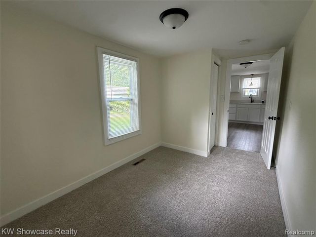 3312 Mandrake Street, Commerce Twp, MI 48382