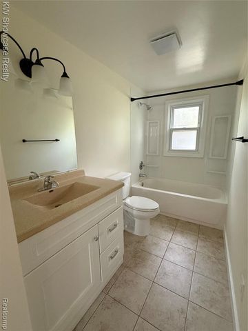 3312 Mandrake Street, Commerce Twp, MI 48382