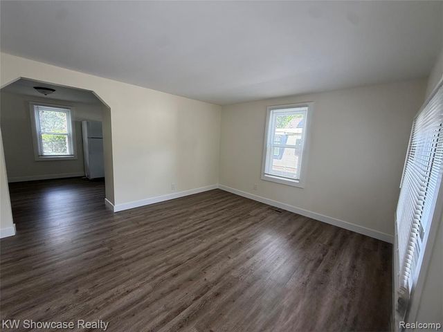 3312 Mandrake Street, Commerce Twp, MI 48382