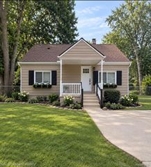 3312 Mandrake Street, Commerce Twp, MI 48382