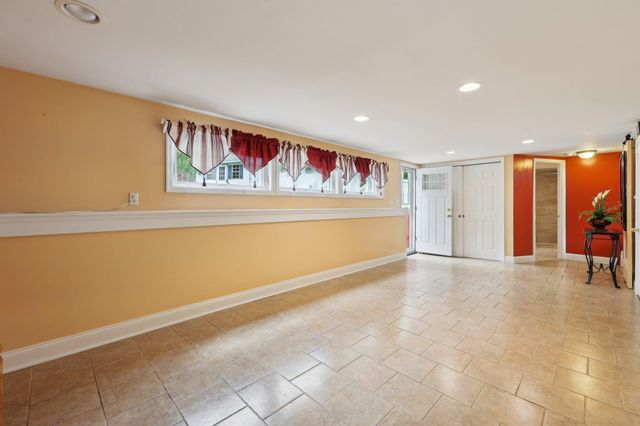 2 Delaware Road, Newburgh, NY 12550