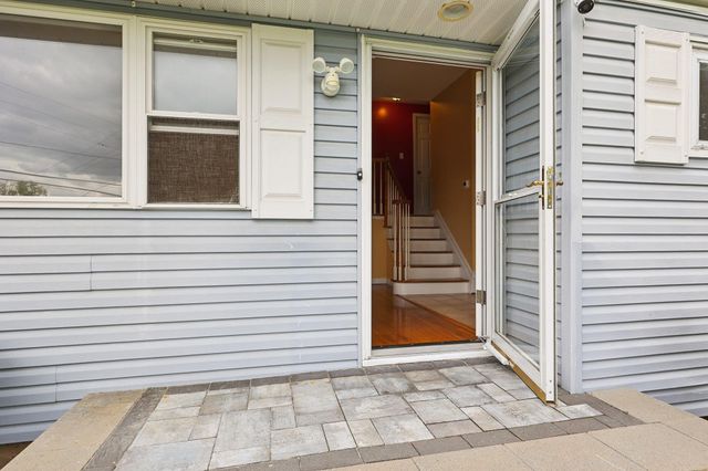 2 Delaware Road, Newburgh, NY 12550