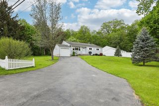 2 Delaware Road, Newburgh, NY 12550