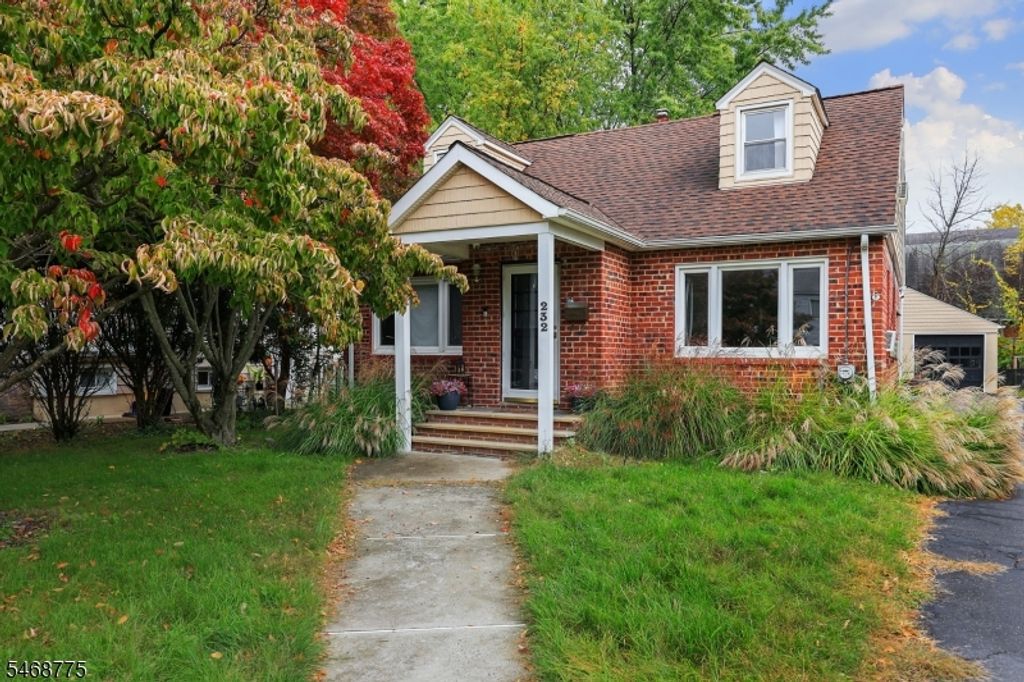 232 Myrtle Ave, Westfield Town, NJ 07090 — photo 3