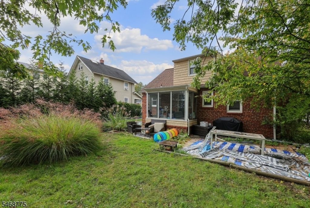 232 Myrtle Ave, Westfield Town, NJ 07090 — photo 4