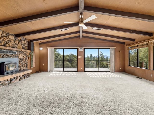 43044 Country Club Drive W, Oakhurst, CA 93644