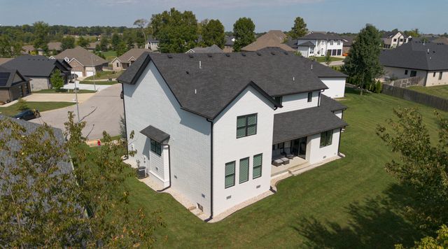 201 N Blarney Court, Nixa, MO 65714