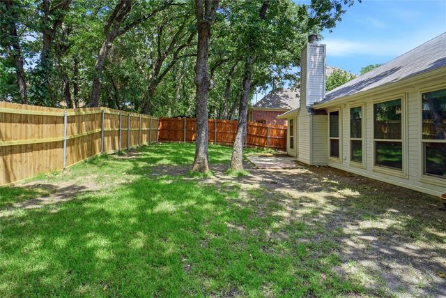 1378 Forest Creek Drive, Lewisville, TX 75067