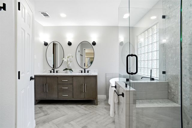 1378 Forest Creek Drive, Lewisville, TX 75067