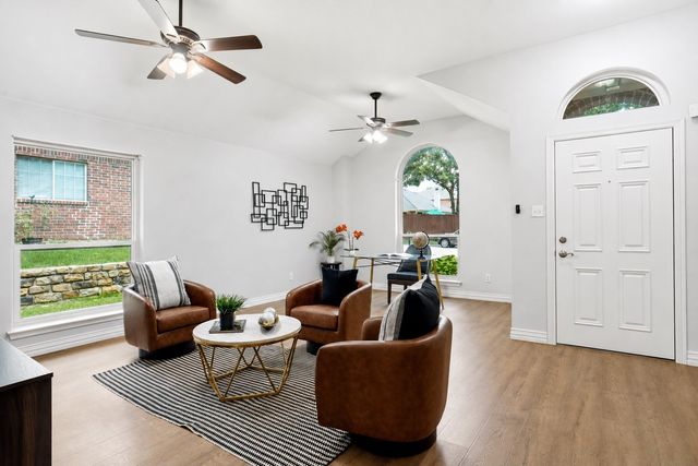 1378 Forest Creek Drive, Lewisville, TX 75067