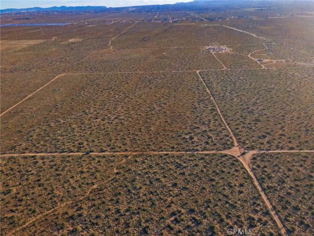 123 Tumbleweed, Adelanto, CA 92301