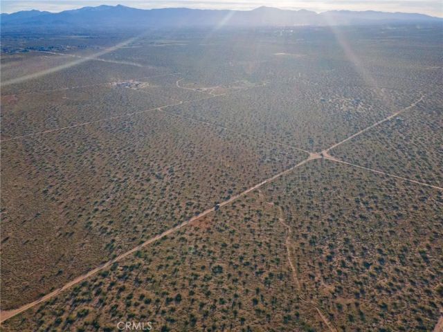 123 Tumbleweed, Adelanto, CA 92301