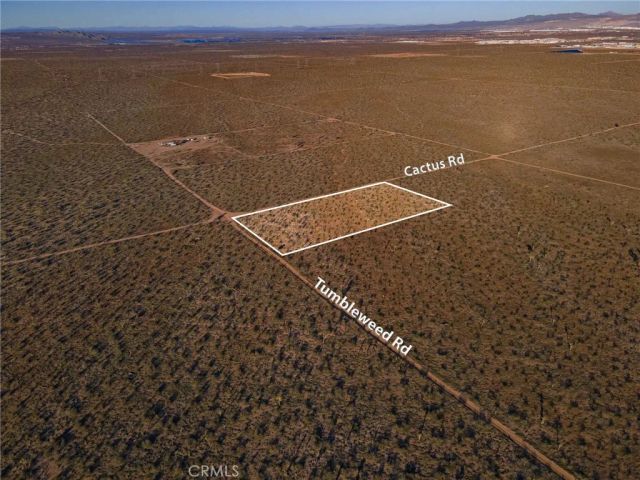 123 Tumbleweed, Adelanto, CA 92301