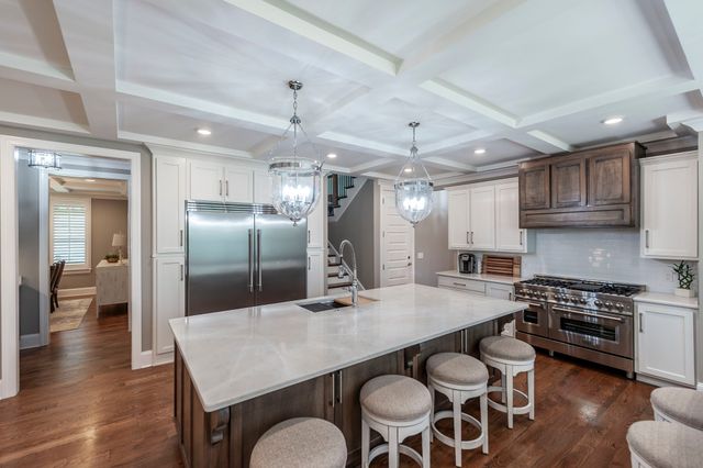 872 Douglas Bend Rd, Gallatin, TN 37066