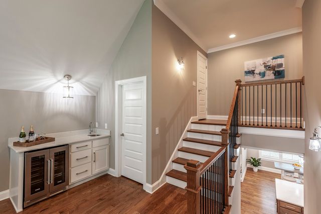 872 Douglas Bend Rd, Gallatin, TN 37066