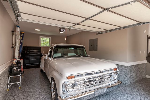 872 Douglas Bend Rd, Gallatin, TN 37066