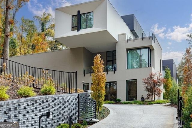 380 W Wesley Road NW, Atlanta, GA 30305