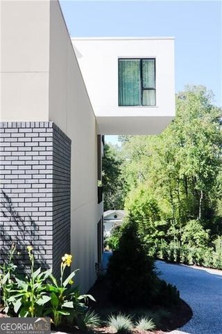 380 W Wesley Road NW, Atlanta, GA 30305
