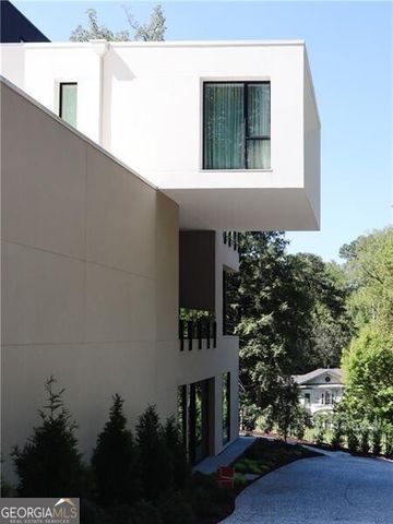 380 W Wesley Road NW, Atlanta, GA 30305