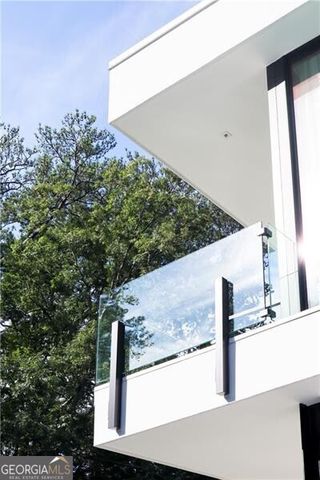 380 W Wesley Road NW, Atlanta, GA 30305