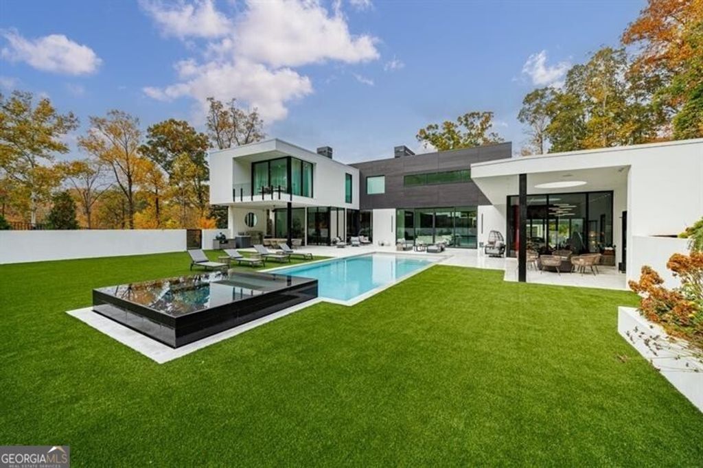 380 W Wesley Road NW, Atlanta, GA 30305