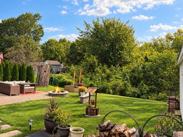 8002 Blivin Street, Spring Grove, IL 60081