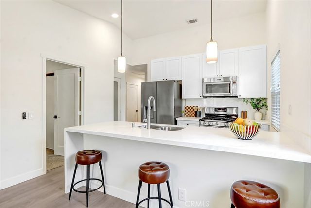 10056 Base Line, Rancho Cucamonga, CA 91701