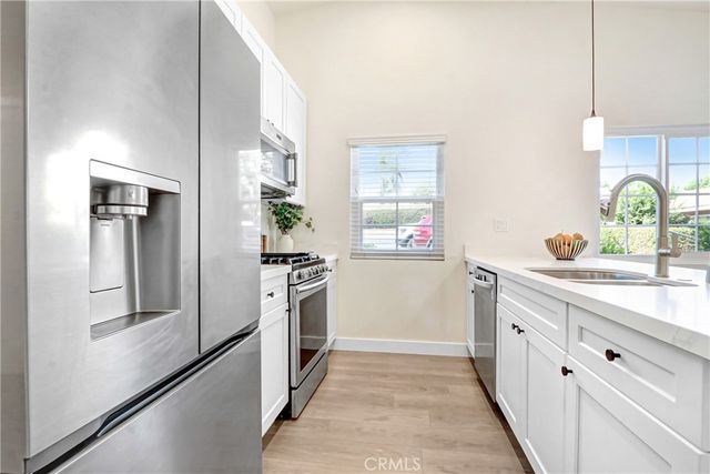 10056 Base Line, Rancho Cucamonga, CA 91701