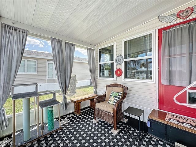 475 Pineloop, Frostproof, FL 33843