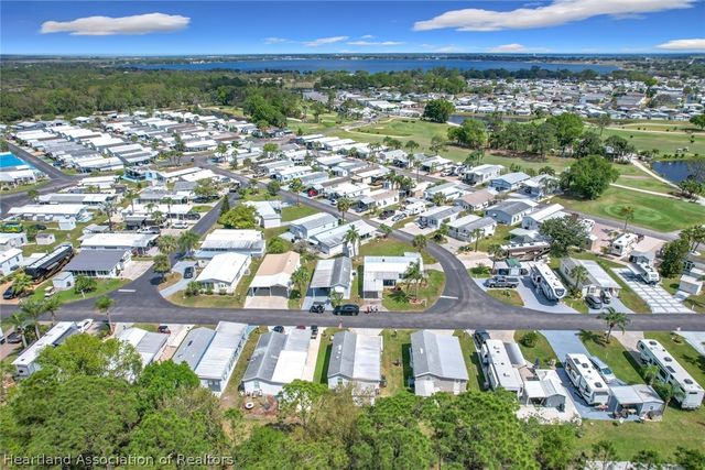 475 Pineloop, Frostproof, FL 33843