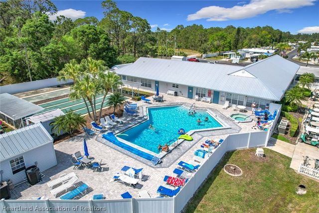 475 Pineloop, Frostproof, FL 33843