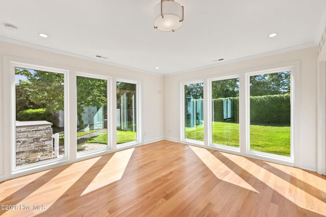 310 Bretonshire Road, Wilmington, NC 28405