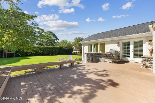 310 Bretonshire Road, Wilmington, NC 28405