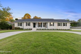 310 Bretonshire Road, Wilmington, NC 28405