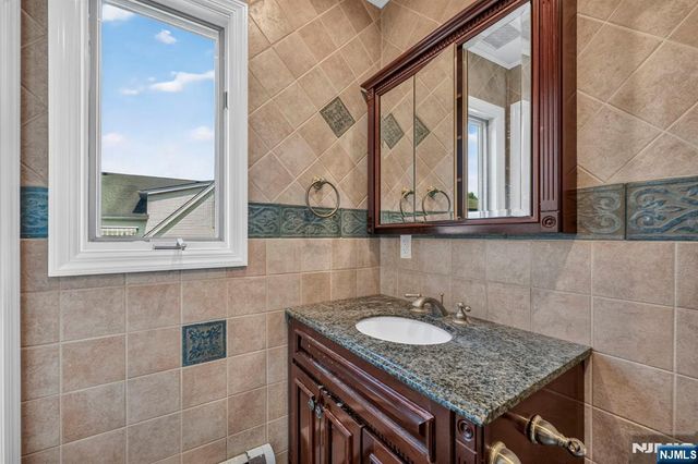 280 Ash Street, Englewood Cliffs, NJ 07632