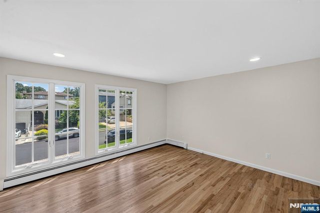 280 Ash Street, Englewood Cliffs, NJ 07632