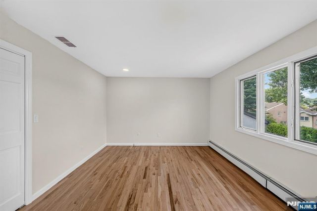 280 Ash Street, Englewood Cliffs, NJ 07632