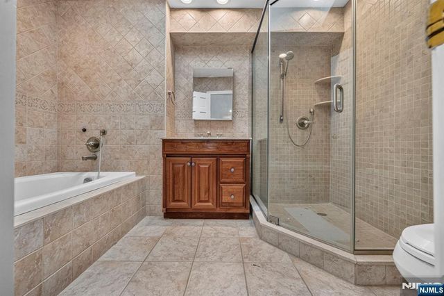 280 Ash Street, Englewood Cliffs, NJ 07632