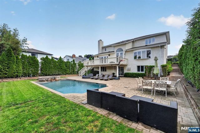 280 Ash Street, Englewood Cliffs, NJ 07632