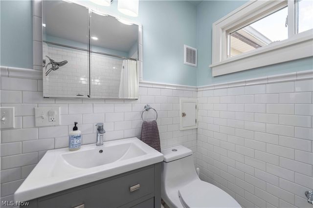 1700 Wright Avenue, Rocky River, OH 44116