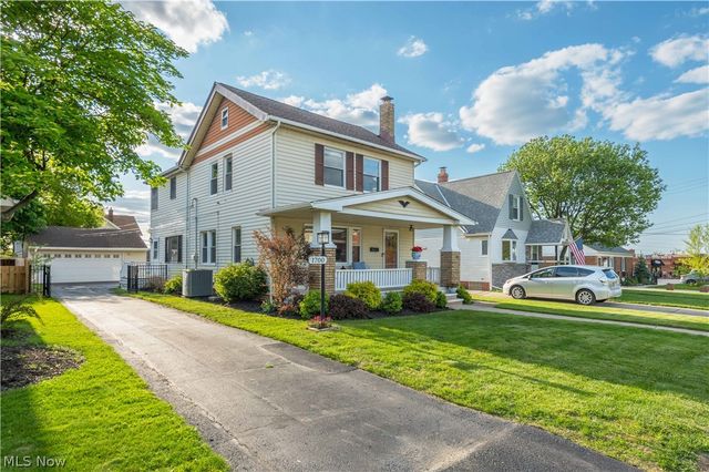 1700 Wright Avenue, Rocky River, OH 44116