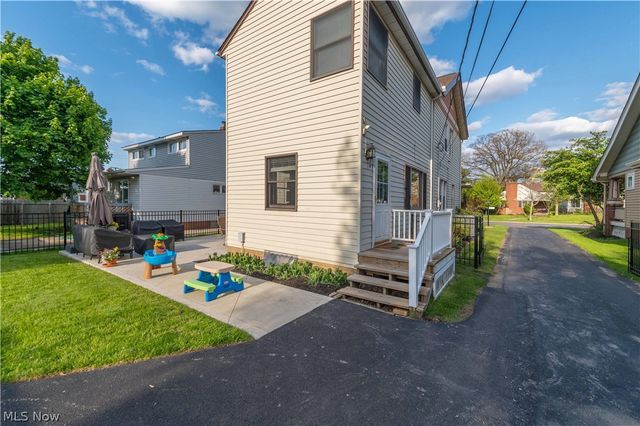 1700 Wright Avenue, Rocky River, OH 44116